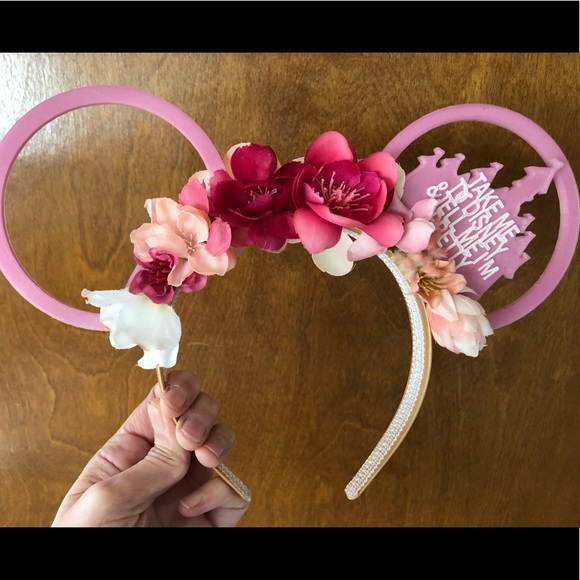 Soulfully Cali Color Changing 3D Mouse Ears - Picture 1 of 3